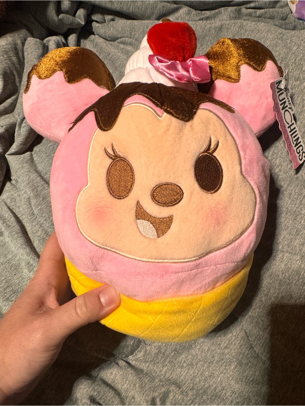 Brand New Disneys Minnie Mouse Munchlings!